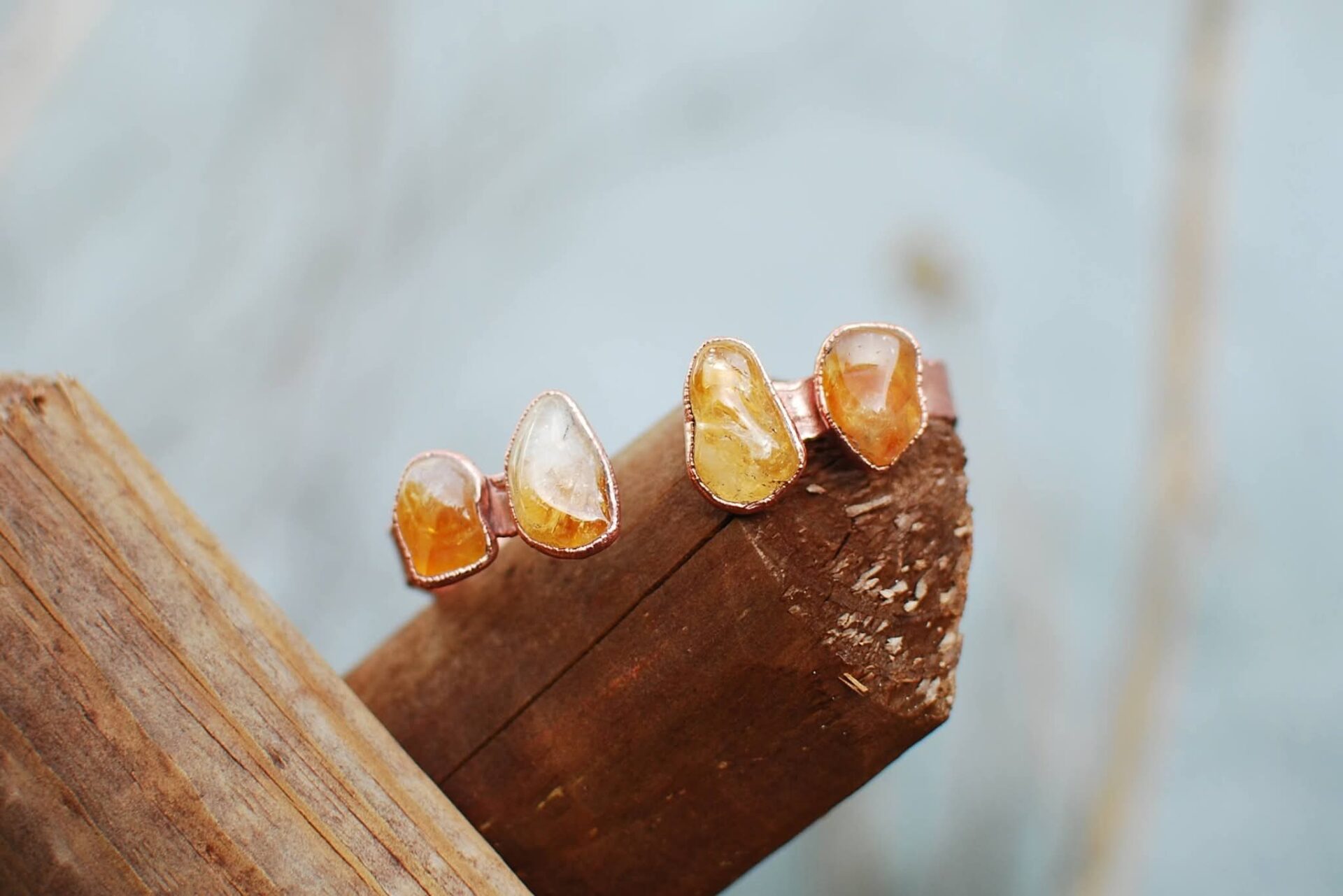Amulet Słonecznego Światła – Bransoletka z Cytrynem Amulet Słonecznego Światła – Bransoletka z Cytrynem
